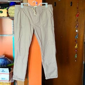 Woven Twill Roll Up Pant